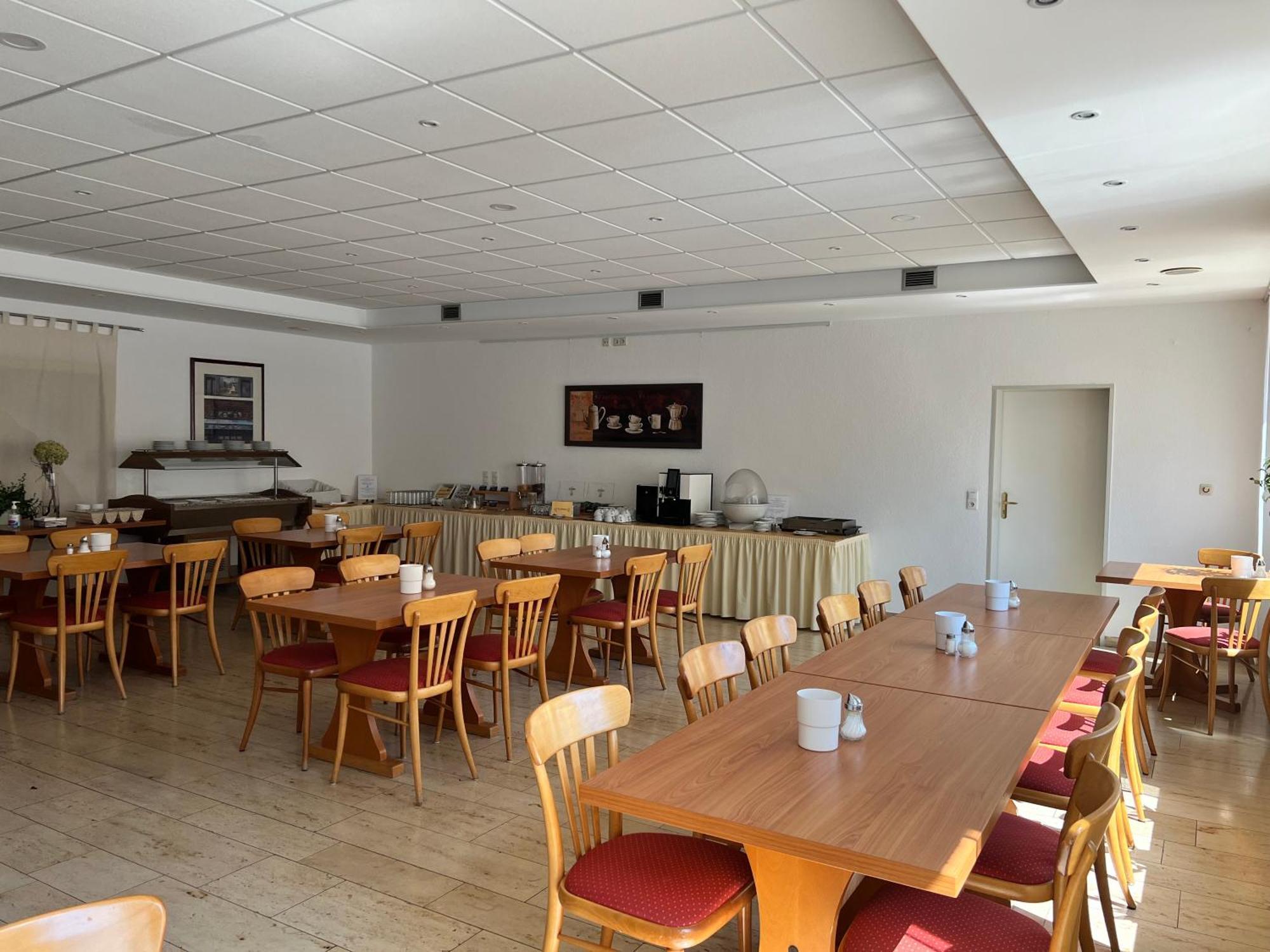 Hotel Fantasie Ansbach Bagian luar foto