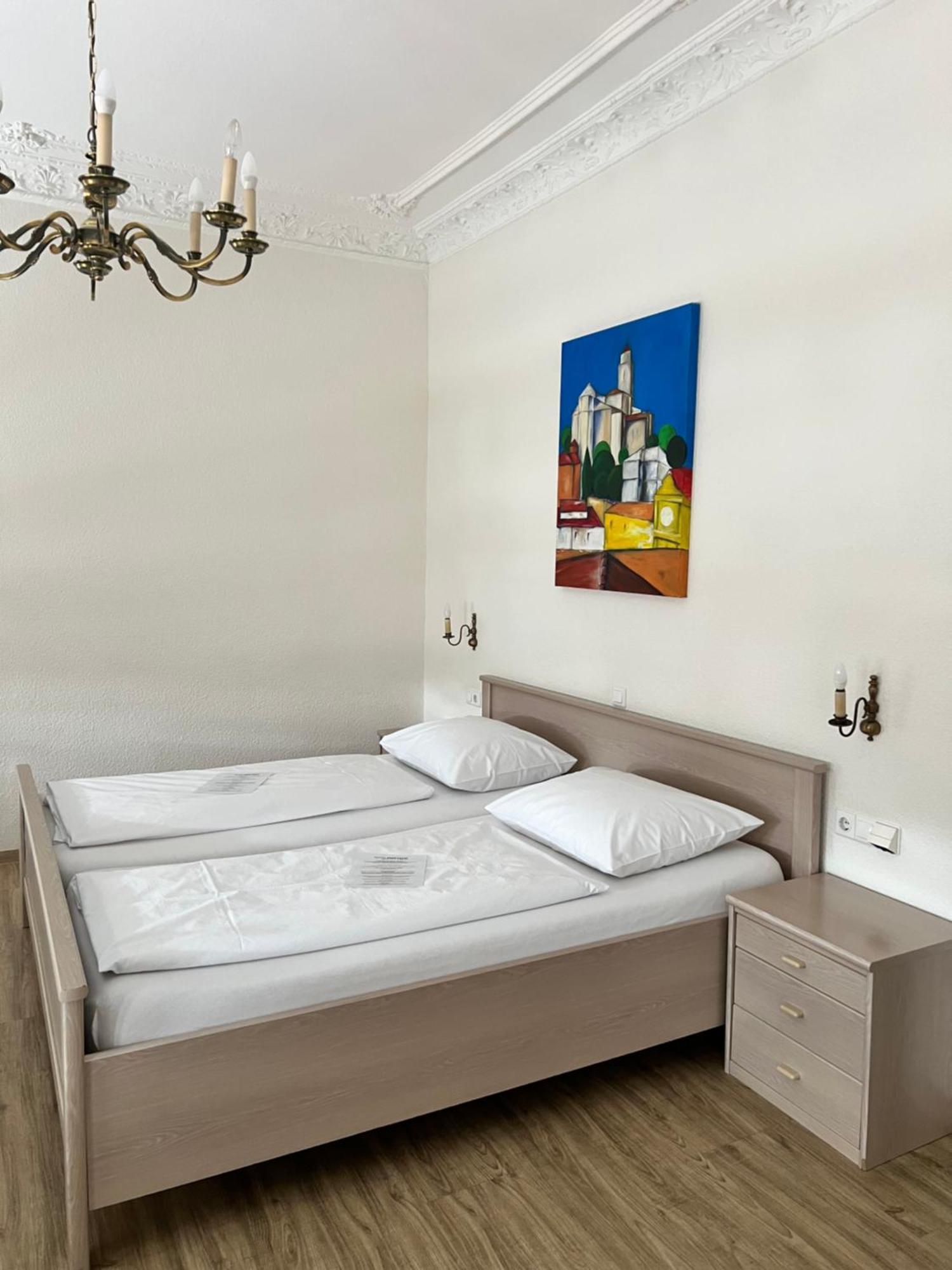 Hotel Fantasie Ansbach Bagian luar foto