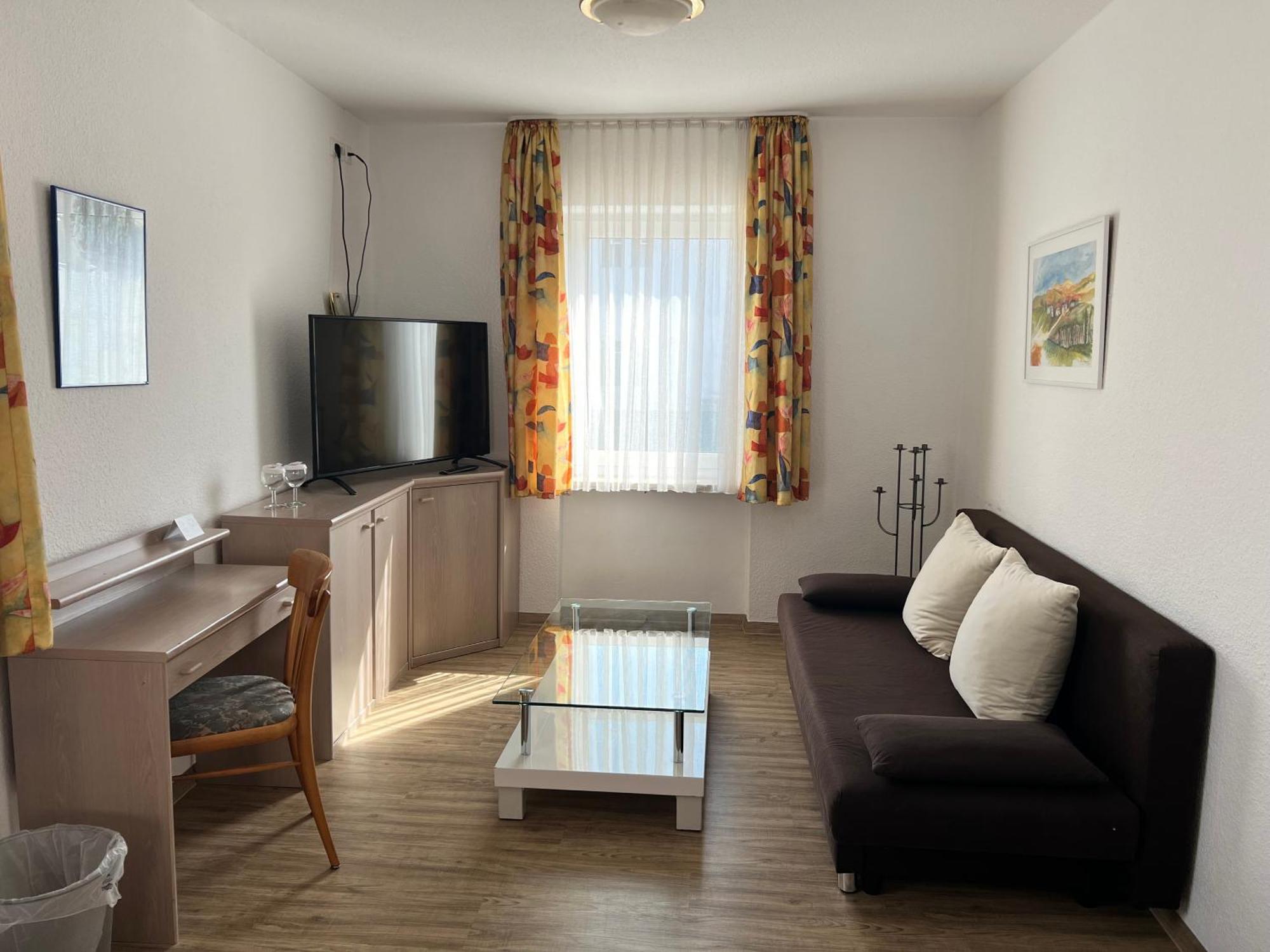 Hotel Fantasie Ansbach Bagian luar foto
